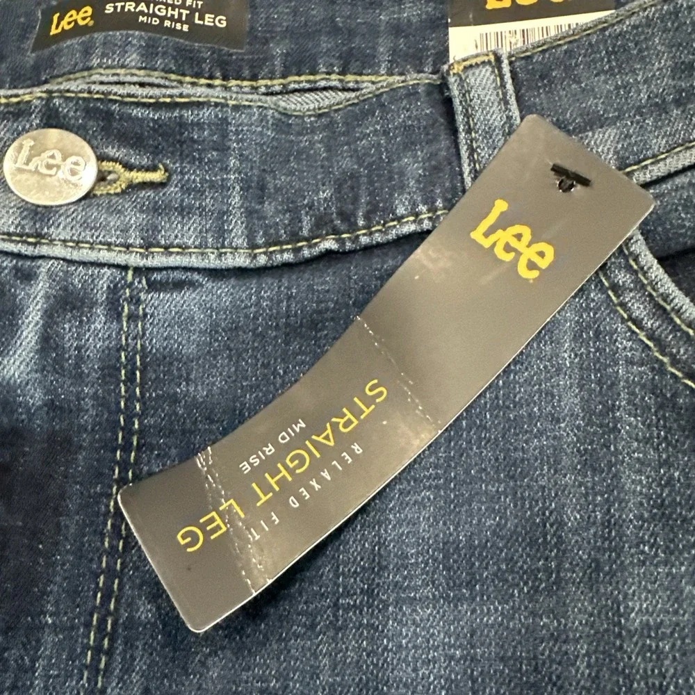 Lee Women's Stretch Relaxed Fit Straight‎ Leg Jeans